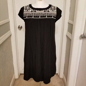 Xhilaration Rayon Black Midi Size M